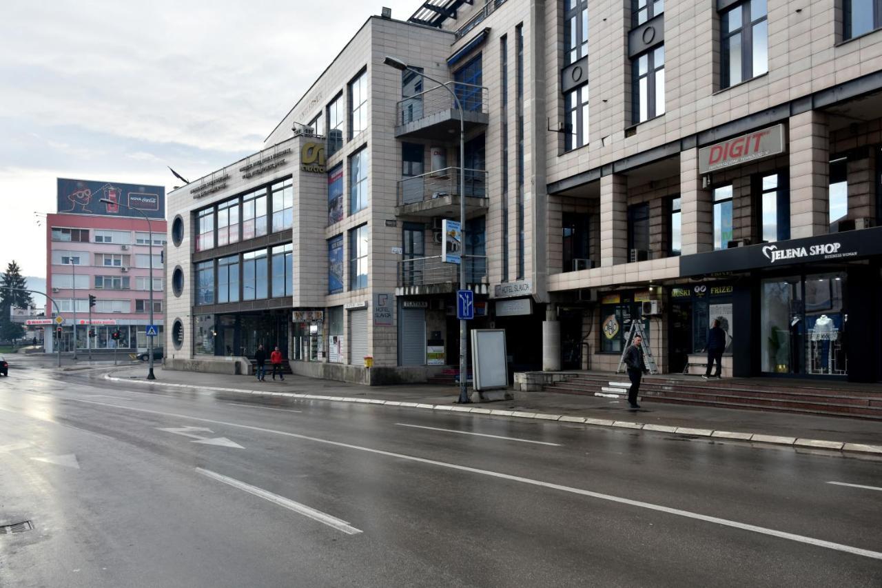 Appartamento Apartman Lasta Banja Luka Esterno foto